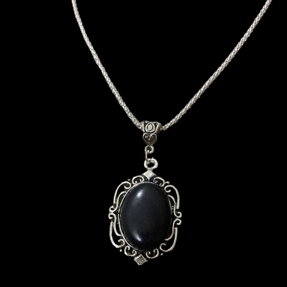 Jewelry - Semiprecious Oval Stone Necklace